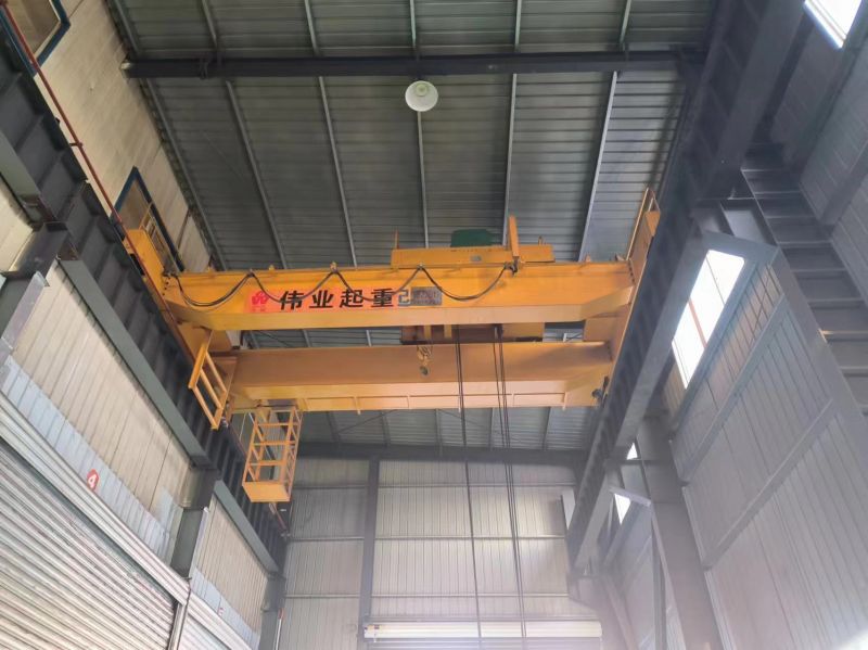 雙主梁門(mén)式起重機(jī)